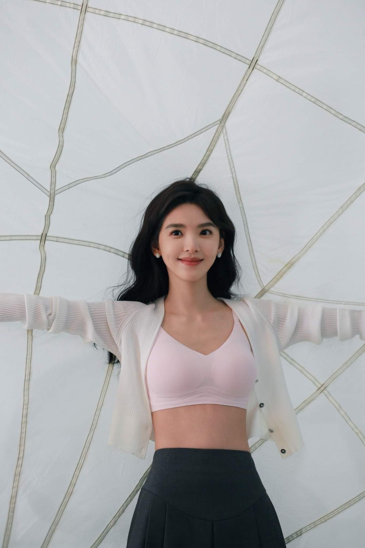 View - Hot Update: Zhang Ruo Nan Bra Sexy Fashion Moments - Ai Art Lookbook